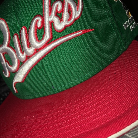 SnapBacks - Picture 3 of 8